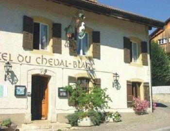 Hotel Du Cheval Blanc ラ・ヌーヴヴィル エクステリア 写真