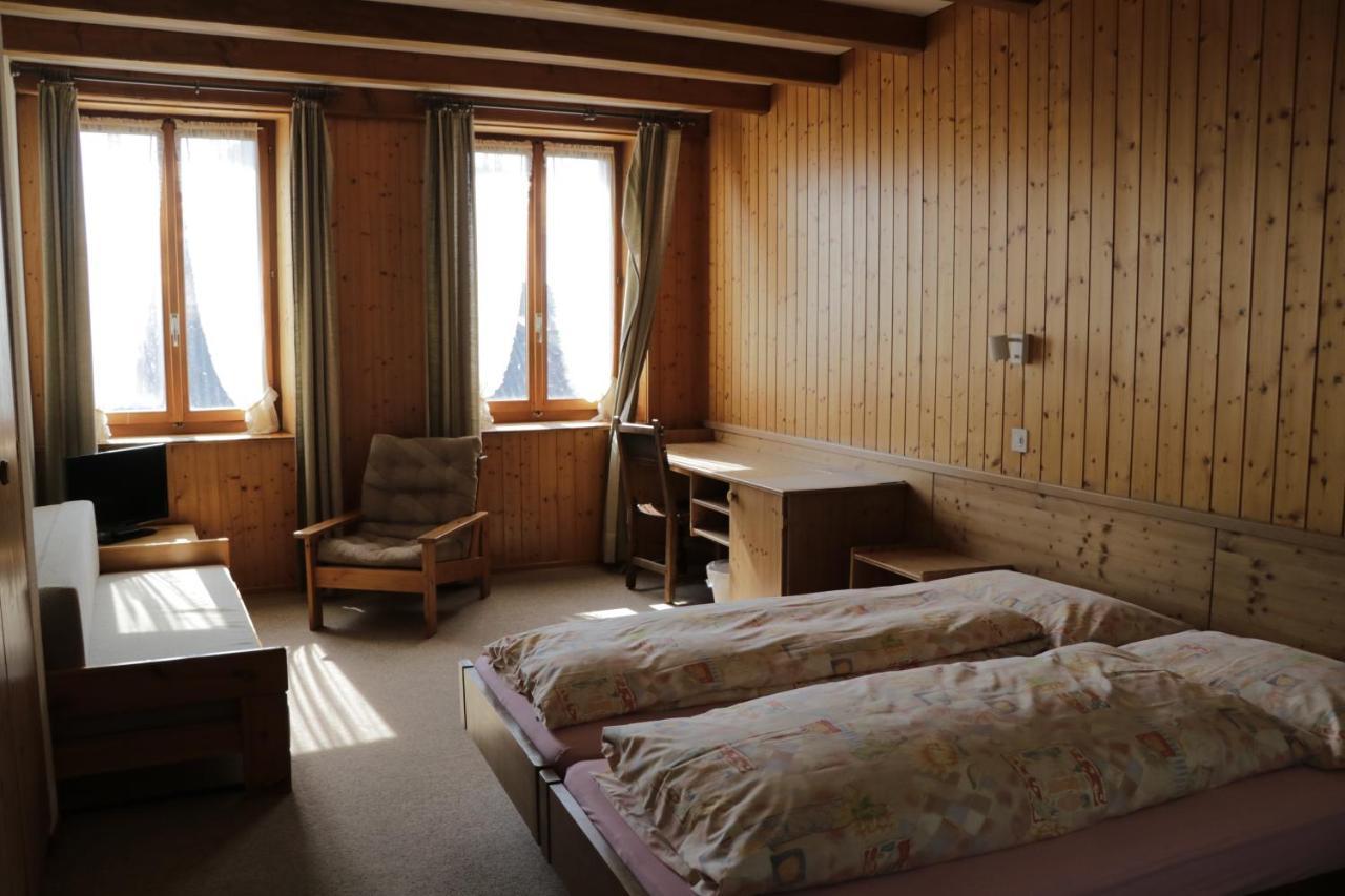 Hotel Du Cheval Blanc ラ・ヌーヴヴィル エクステリア 写真
